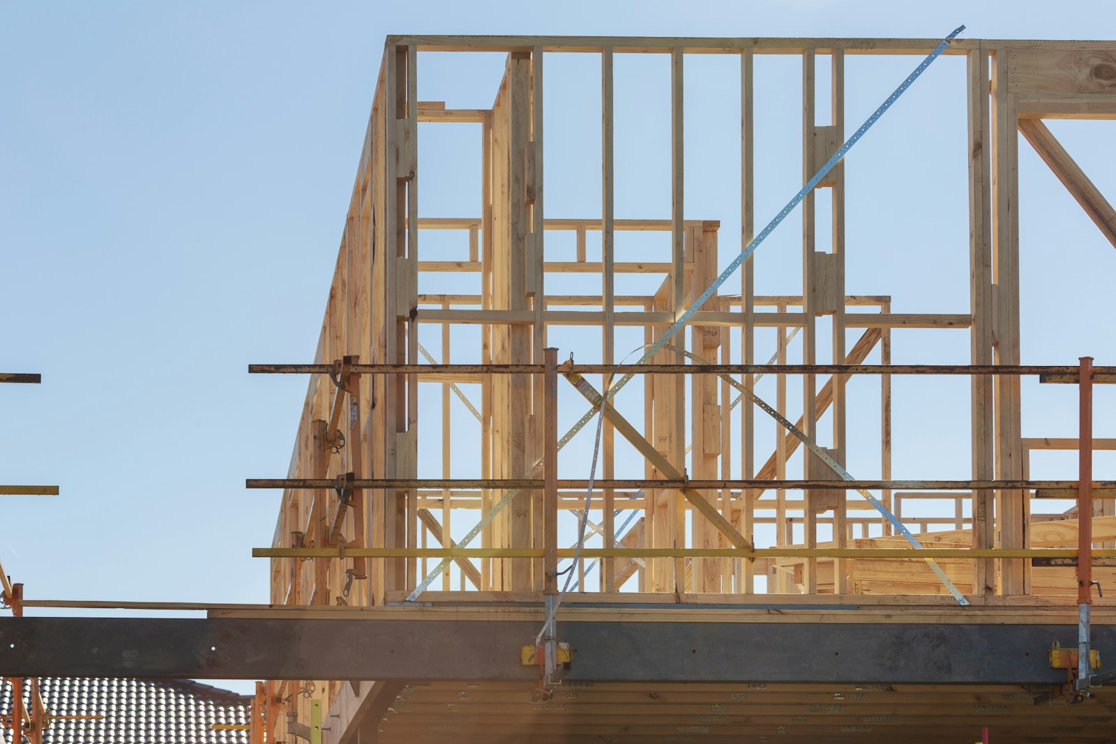 Wood-frame construction of a new building